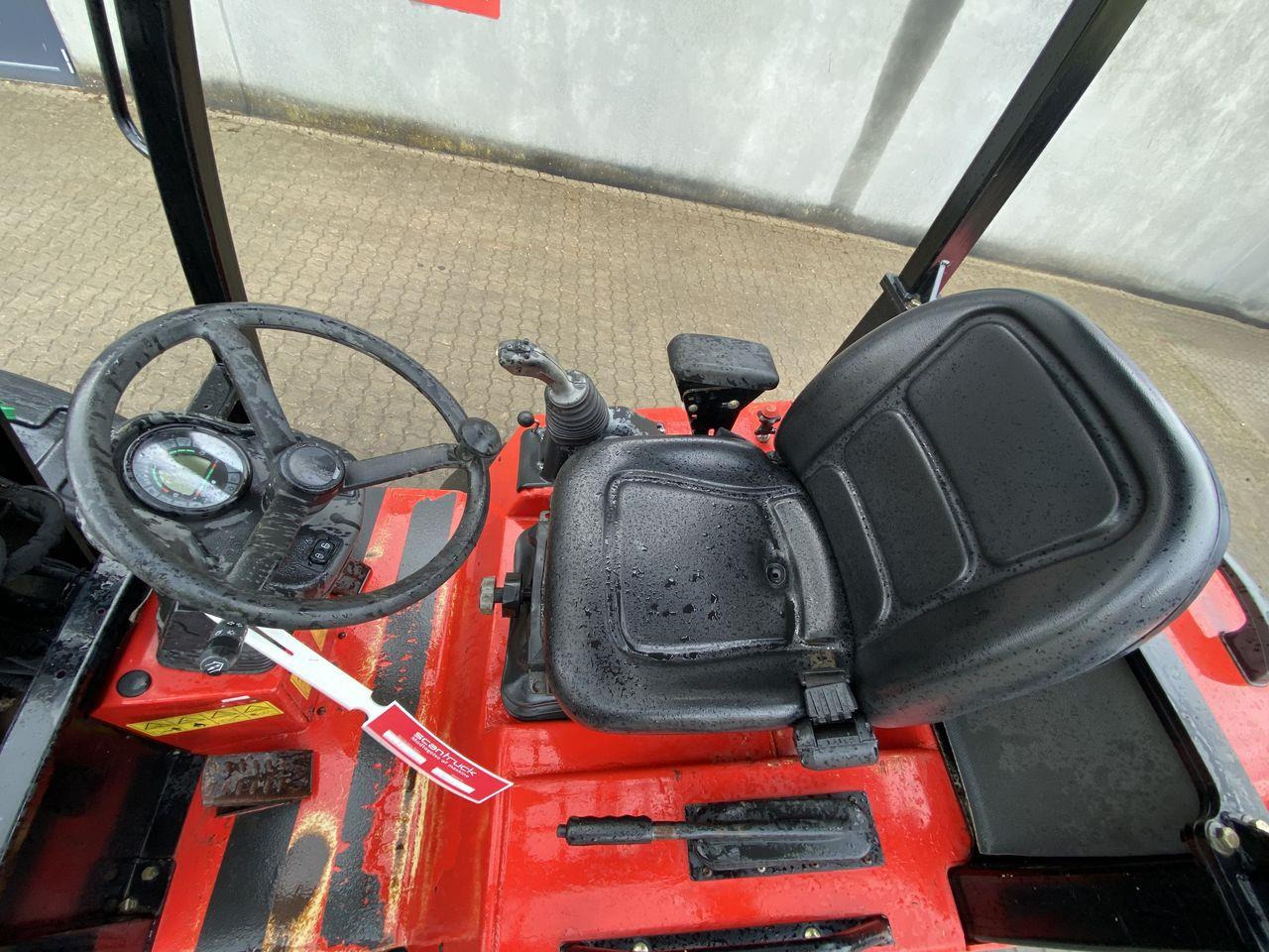 Manitou MLA 4-50H-4P - Compact loader: picture 3 Manitou MLA 4-50H-4P - Compact loader: picture 3