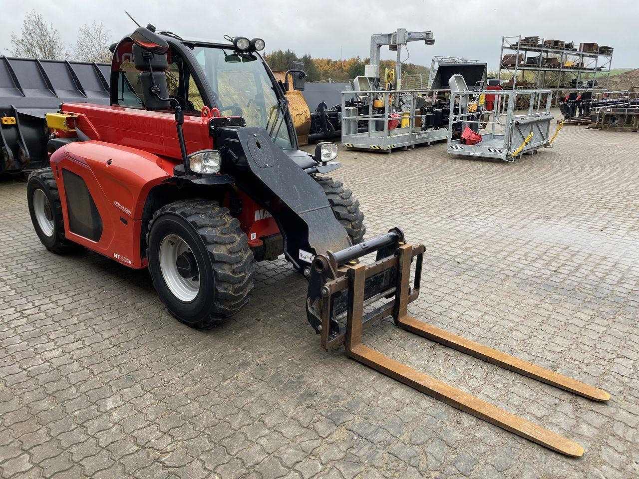 Manitou MT420H Comfort - Telescopic handler: picture 5 Manitou MT420H Comfort - Telescopic handler: picture 5