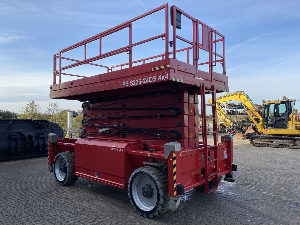 PB S225-24DS 4X4 - Scissor lift: picture 5 PB S225-24DS 4X4 - Scissor lift: picture 5