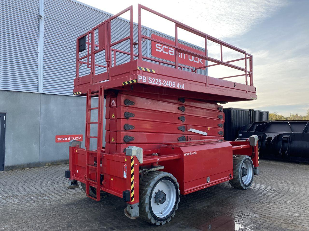 PB S225-24DS 4X4 - Scissor lift: picture 1 PB S225-24DS 4X4 - Scissor lift: picture 1