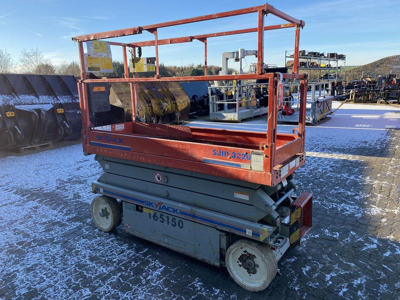 Skyjack SJ3220 - Scissor lift: picture 5 Skyjack SJ3220 - Scissor lift: picture 5