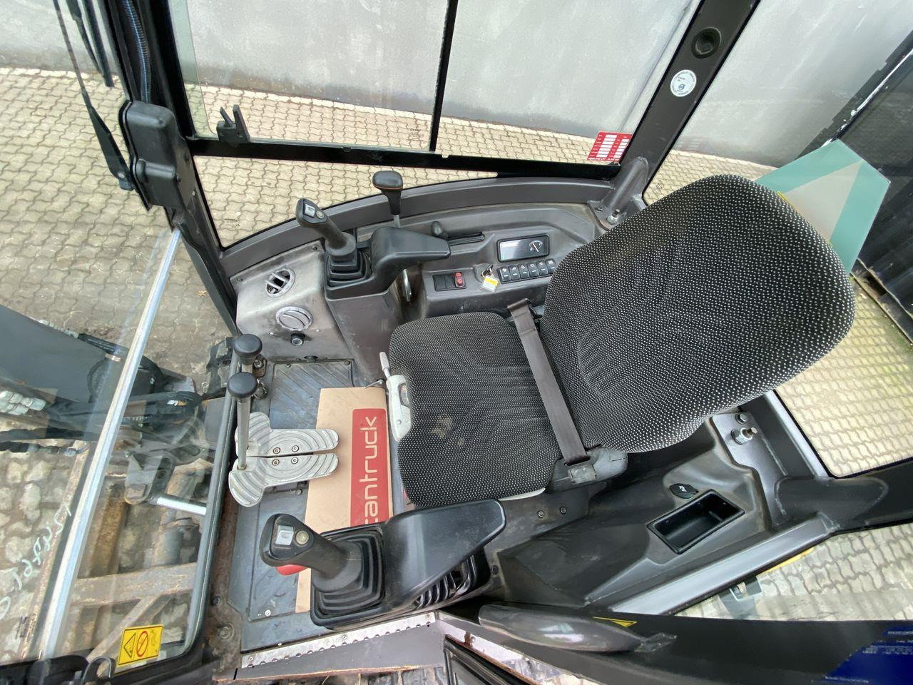 Volvo ECR25 - Mini excavator: picture 3 Volvo ECR25 - Mini excavator: picture 3