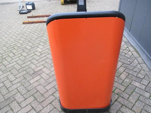 BT LPE 200 - Pallet truck: picture 4 BT LPE 200 - Pallet truck: picture 4