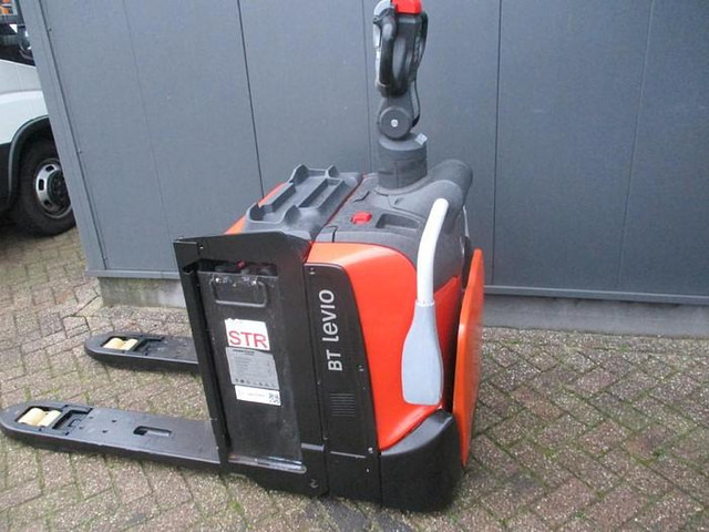 BT LPE 200 - Pallet truck: picture 1 BT LPE 200 - Pallet truck: picture 1
