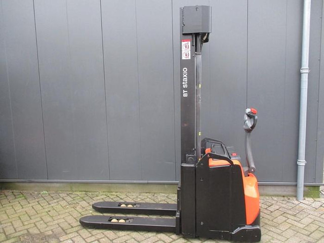 Toyota SWE 160L - Stacker: picture 1 Toyota SWE 160L - Stacker: picture 1