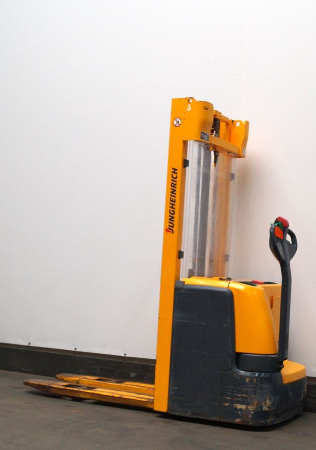 Jungheinrich EJC212 - Stacker: picture 2 Jungheinrich EJC212 - Stacker: picture 2