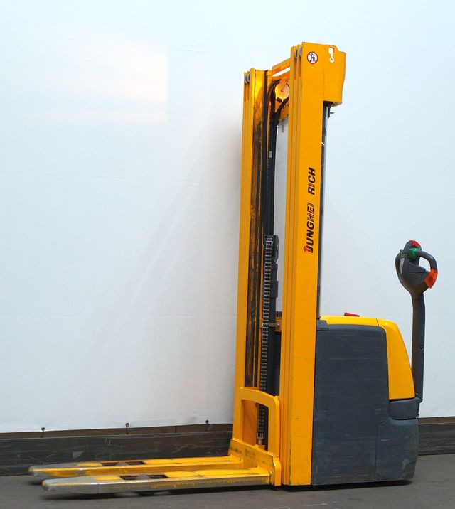 Jungheinrich EJC214 - Stacker: picture 1 Jungheinrich EJC214 - Stacker: picture 1