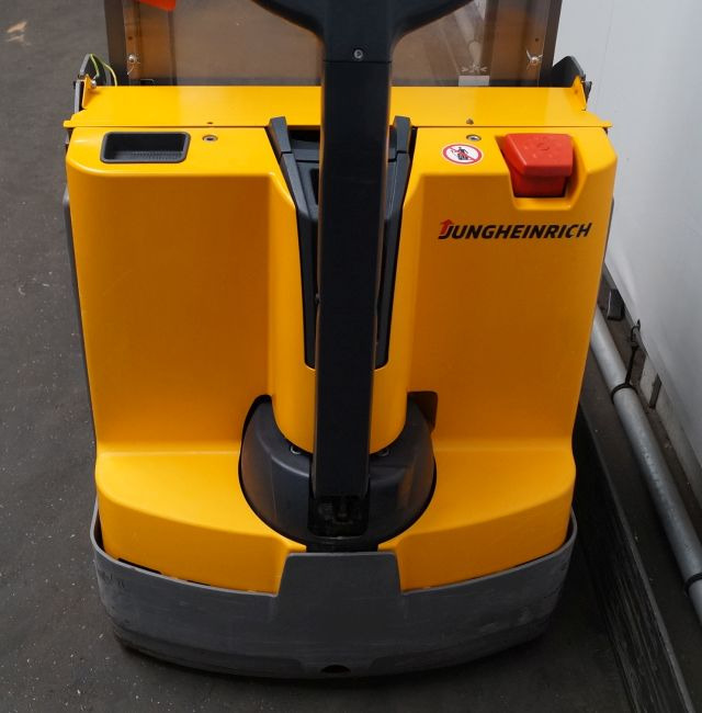 Jungheinrich EJD118 - Stacker: picture 3 Jungheinrich EJD118 - Stacker: picture 3