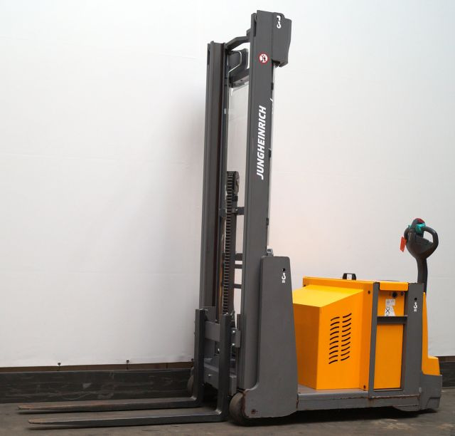 Jungheinrich EJG112 - Stacker: picture 1 Jungheinrich EJG112 - Stacker: picture 1