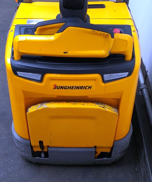 Jungheinrich ERC212z - Stacker: picture 3 Jungheinrich ERC212z - Stacker: picture 3
