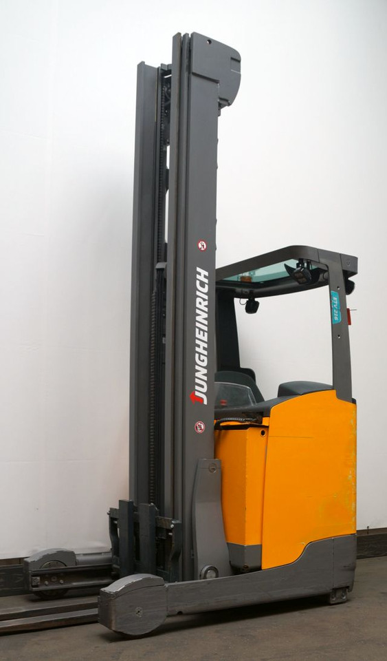 Jungheinrich ETV214 - Reach truck: picture 2 Jungheinrich ETV214 - Reach truck: picture 2