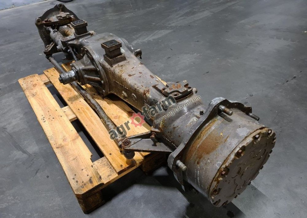 Przedni most Massey Ferguson 2685 - Transmission: picture 1 Przedni most Massey Ferguson 2685 - Transmission: picture 1