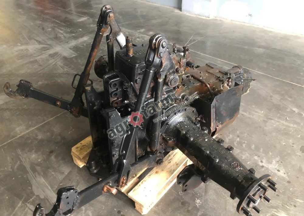 TYLNY MOST DEUTZ FAHR 00107939050 - Transmission: picture 4 TYLNY MOST DEUTZ FAHR 00107939050 - Transmission: picture 4