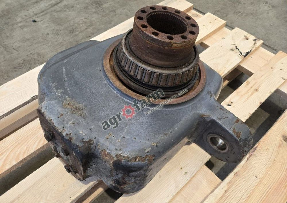 Zwrotnica prawa, Fendt 936, 939, 922, 930, 927 - Transmission: picture 1 Zwrotnica prawa, Fendt 936, 939, 922, 930, 927 - Transmission: picture 1