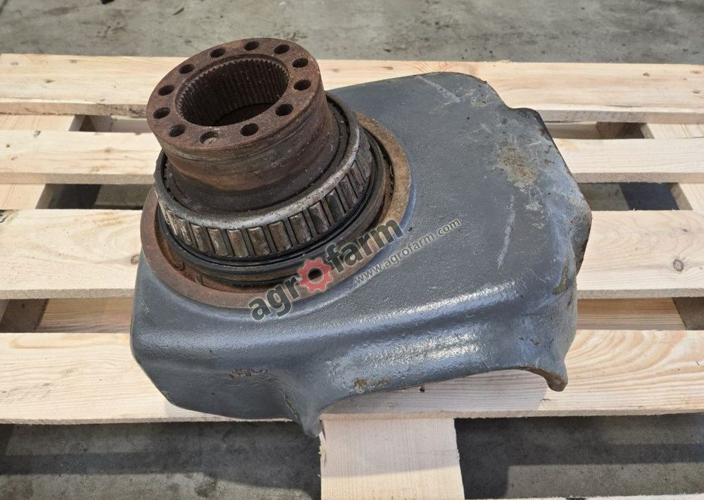 Zwrotnica prawa, Fendt 936, 939, 922, 930, 927 - Transmission: picture 4 Zwrotnica prawa, Fendt 936, 939, 922, 930, 927 - Transmission: picture 4