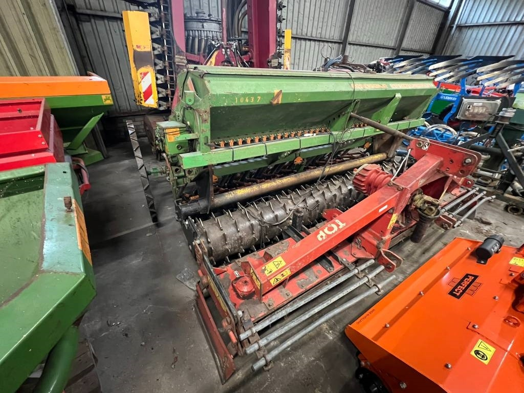 Amazone AD 8 - 301 Special + Vicon T300 Kopeg - Seed drill: picture 5 Amazone AD 8 - 301 Special + Vicon T300 Kopeg - Seed drill: picture 5