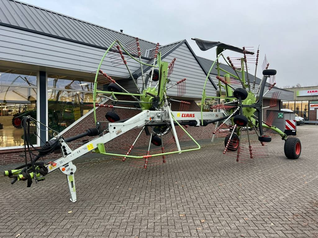 Claas Liner 1750 - Tedder/ Rake: picture 1 Claas Liner 1750 - Tedder/ Rake: picture 1