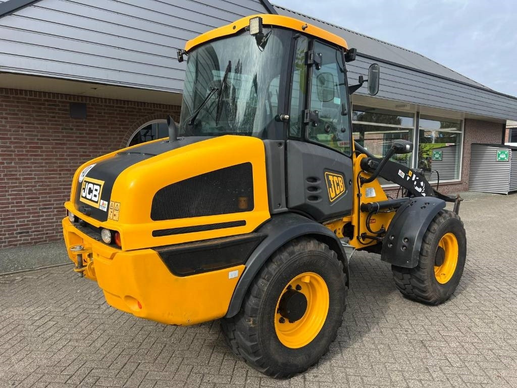 JCB 409 Agri shovel - Wheel loader: picture 5 JCB 409 Agri shovel - Wheel loader: picture 5