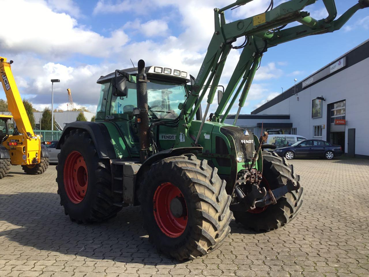 Fendt 820 Vario - Farm tractor: picture 3 Fendt 820 Vario - Farm tractor: picture 3