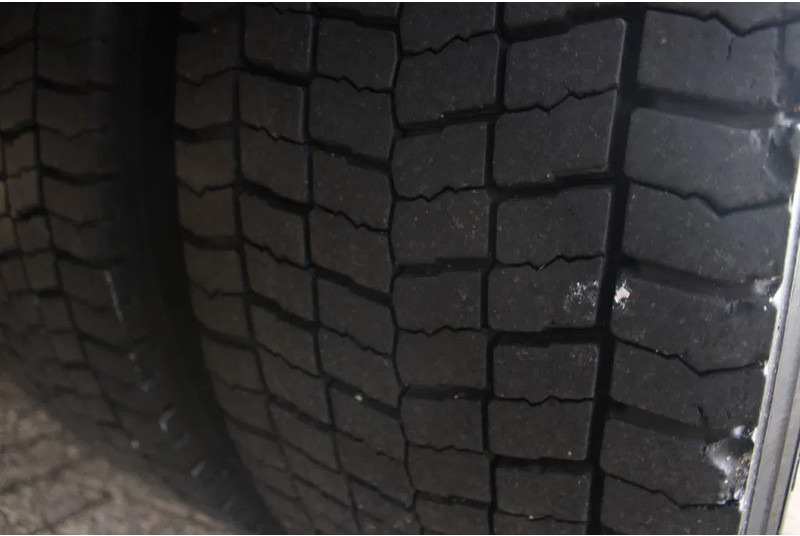 Box truck DAF CF 290 + EURO 6 + MANUAL: picture 15 Box truck DAF CF 290 + EURO 6 + MANUAL: picture 15