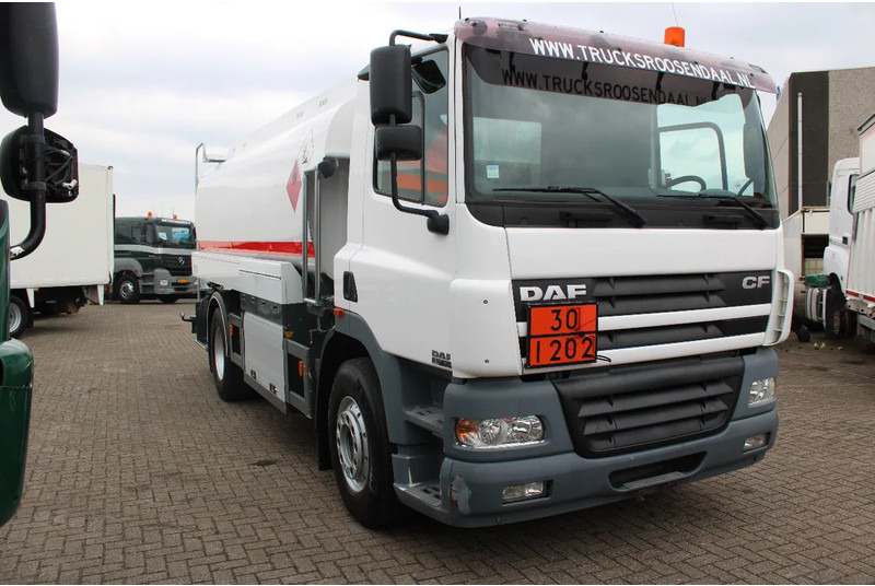 DAF CF 85.430 + PUMP/METERS + 4 COMPART / 15.000 LITER + COMPLETE SYSTEM WORKING - Tank truck: picture 2 DAF CF 85.430 + PUMP/METERS + 4 COMPART / 15.000 LITER + COMPLETE SYSTEM WORKING - Tank truck: picture 2
