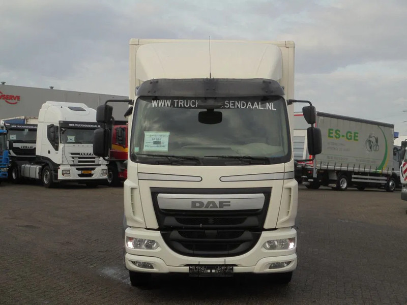 DAF LF 220 + Euro 6 + Dhollandia Lift+16 tons + Discounted from 31.950,- - Box truck: picture 2 DAF LF 220 + Euro 6 + Dhollandia Lift+16 tons + Discounted from 31.950,- - Box truck: picture 2