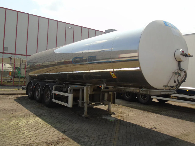 ETA 29.000 LITER + INOX + MILK + WATER - Tank semi-trailer: picture 2 ETA 29.000 LITER + INOX + MILK + WATER - Tank semi-trailer: picture 2