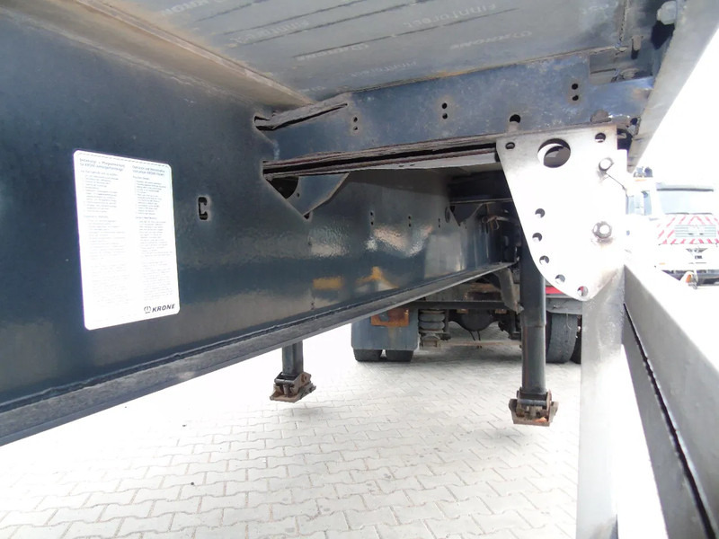 Krone 3xAXLE SAF - Closed box semi-trailer: picture 5 Krone 3xAXLE SAF - Closed box semi-trailer: picture 5