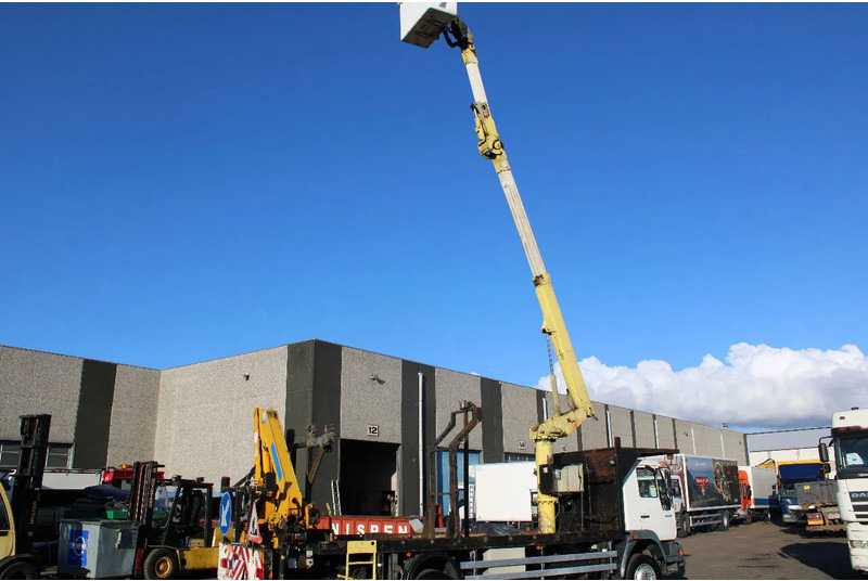 MAN 14.224 + EURO 2 + PTO + EFFER 95 / 2S + 11.5meter platform - Crane truck: picture 5 MAN 14.224 + EURO 2 + PTO + EFFER 95 / 2S + 11.5meter platform - Crane truck: picture 5