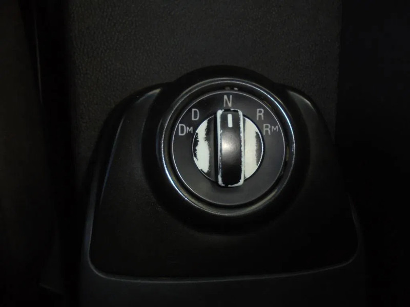 Interior photo 2: Cab chassis truck MAN TGL 8.180 + Euro 5 + Dhollandia LIFT