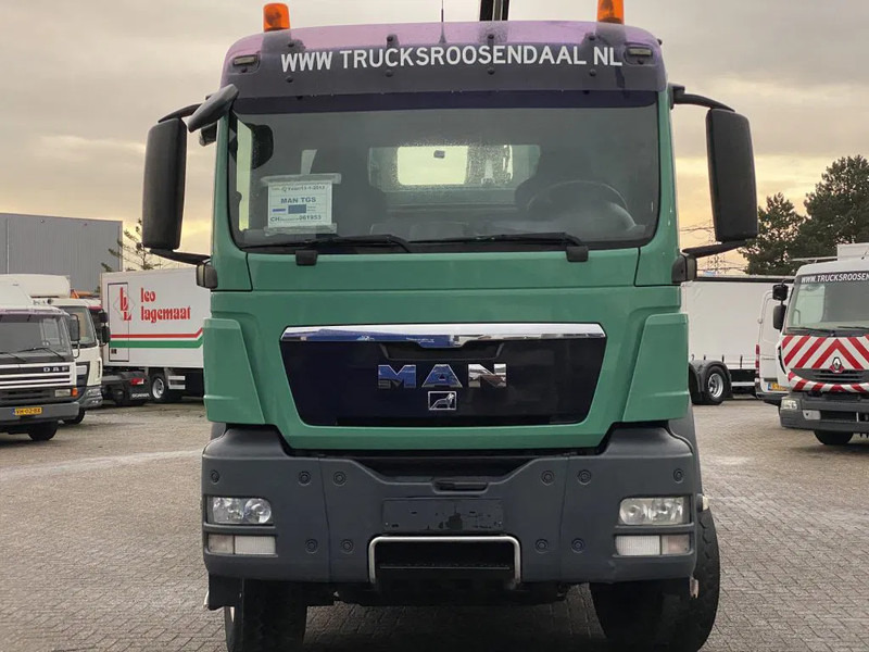 MAN TGS 26.440 Euro 5 + Manual + Hiab 288 E-5 Crane +JIB 4 + 6X4+REMOTE - Crane truck: picture 3 MAN TGS 26.440 Euro 5 + Manual + Hiab 288 E-5 Crane +JIB 4 + 6X4+REMOTE - Crane truck: picture 3
