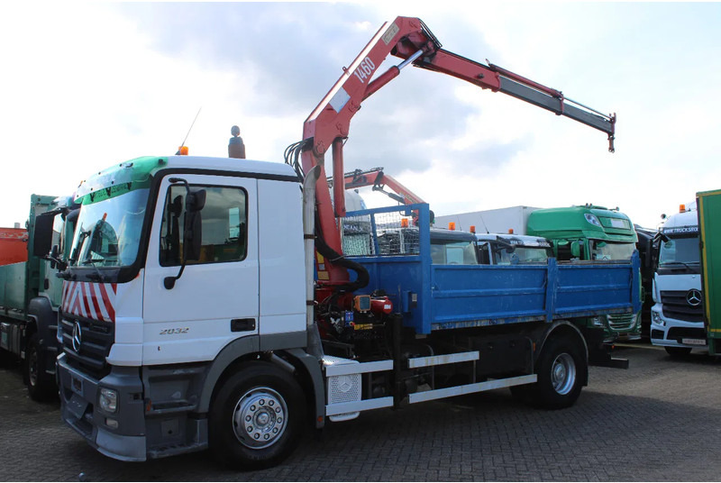 Mercedes-Benz Actros 2032 + HMF 1460 + Tipper + Steel Steel - Tipper: picture 3 Mercedes-Benz Actros 2032 + HMF 1460 + Tipper + Steel Steel - Tipper: picture 3