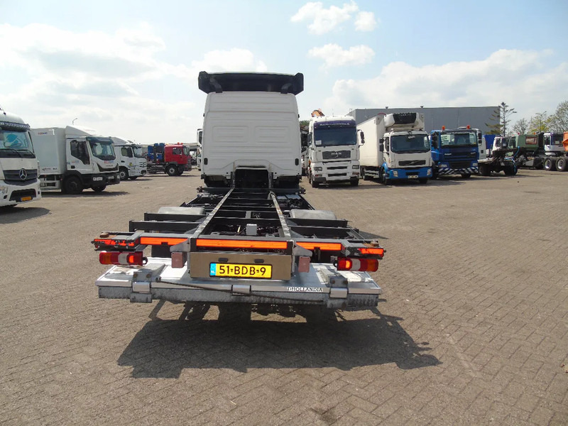 Mercedes-Benz Atego 1218 + EURO 6 + 5 PERS + BDF + LIFT - Container transporter/ Swap body truck: picture 5 Mercedes-Benz Atego 1218 + EURO 6 + 5 PERS + BDF + LIFT - Container transporter/ Swap body truck: picture 5