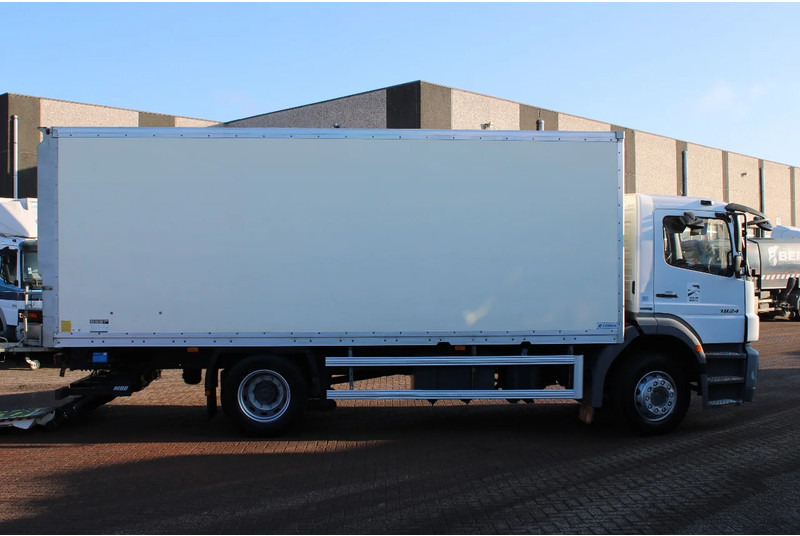 Mercedes-Benz Axor 1824 + EURO 5 - Box truck: picture 4 Mercedes-Benz Axor 1824 + EURO 5 - Box truck: picture 4
