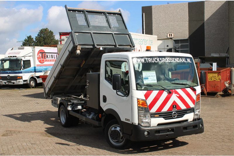Nissan 45.13 + EURO 4 + KIPPER + MANUAL - Tipper: picture 3 Nissan 45.13 + EURO 4 + KIPPER + MANUAL - Tipper: picture 3