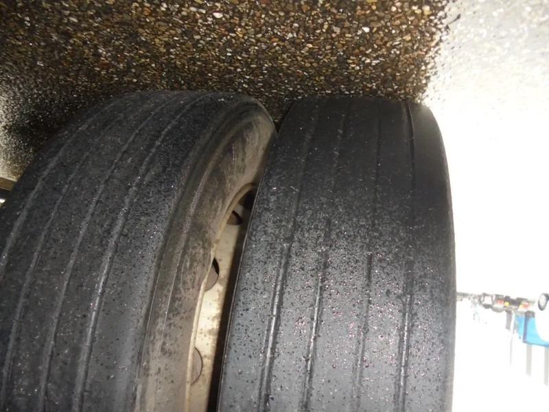 Closed box trailer Renders RMAC 9.9 + 2 AXLE + Combi: picture 17