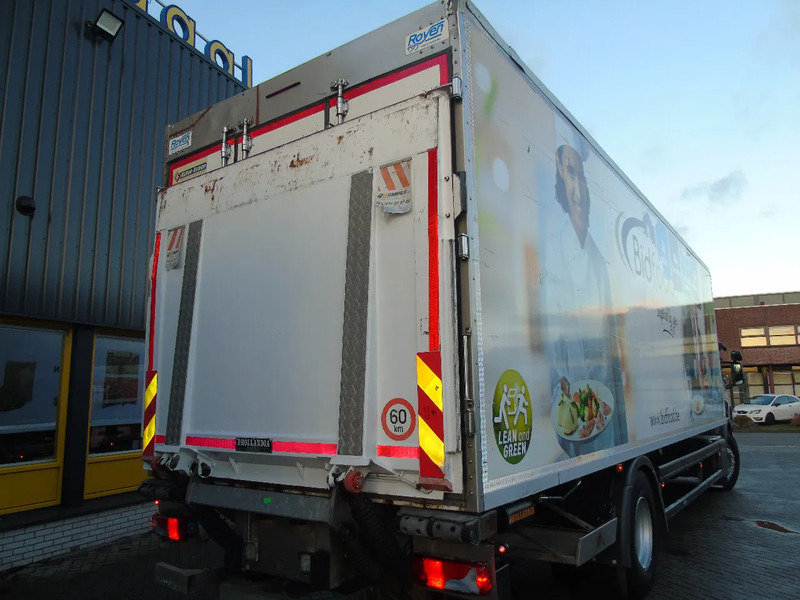 Scania P 310 + EURO 5 + LIFT + 19T - Box truck: picture 5 Scania P 310 + EURO 5 + LIFT + 19T - Box truck: picture 5