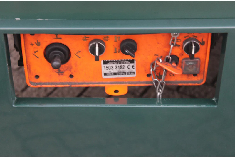 Refrigerator truck Scania R490 + 6X2 + EURO 6 + heating truck/ flowers FULL OPTION: picture 11 Refrigerator truck Scania R490 + 6X2 + EURO 6 + heating truck/ flowers FULL OPTION: picture 11