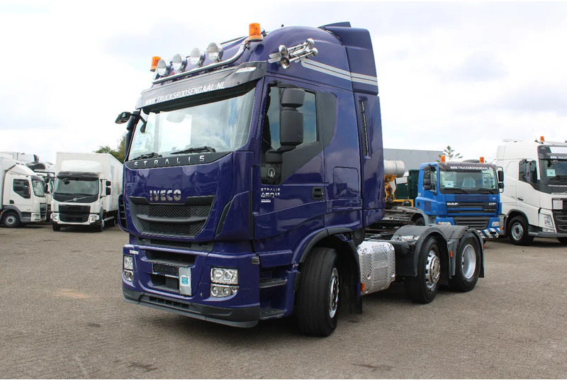 Iveco Stralis 460 + 6X2 + RETARDER + EURO 6 + SPOILERS - Tractor unit: picture 2 Iveco Stralis 460 + 6X2 + RETARDER + EURO 6 + SPOILERS - Tractor unit: picture 2