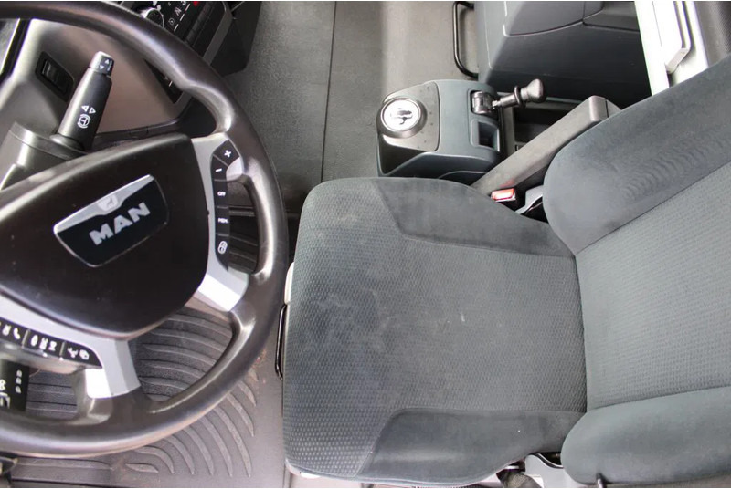 MAN TGX 18.480 + Euro 6 + Retarder + adr - Tractor unit: picture 5 MAN TGX 18.480 + Euro 6 + Retarder + adr - Tractor unit: picture 5