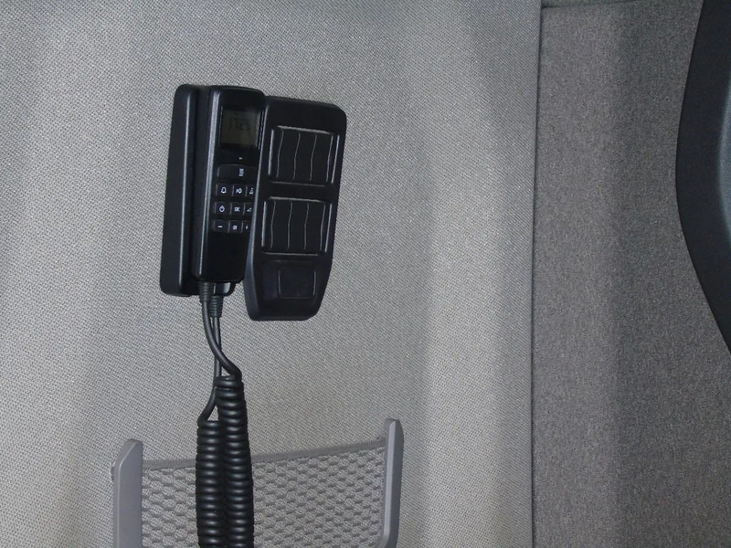 Tractor unit Scania R 450 + RETARDER + NEW MODEL: picture 20 Tractor unit Scania R 450 + RETARDER + NEW MODEL: picture 20