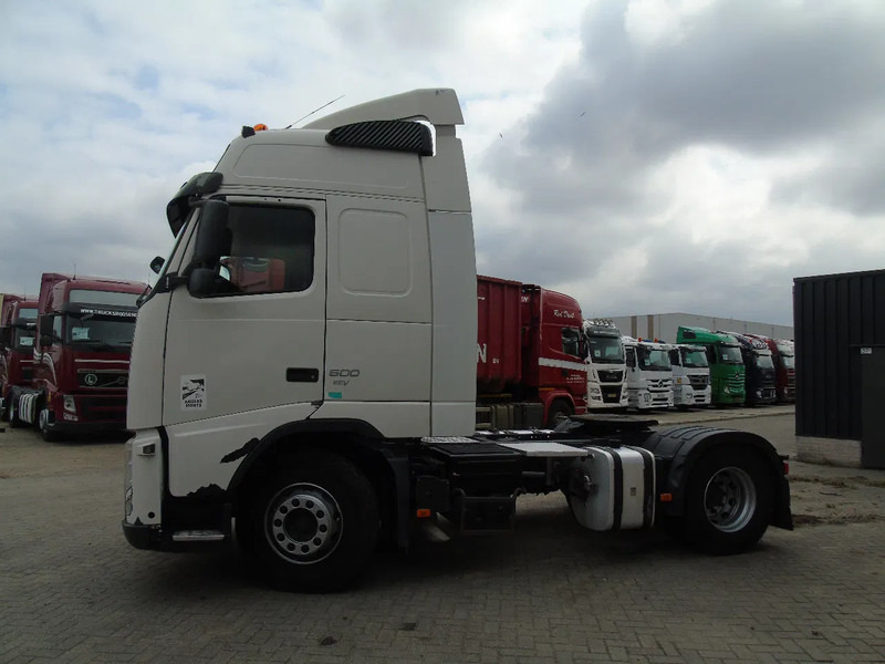 Volvo FH 500 + EURO 5 - Tractor unit: picture 3 Volvo FH 500 + EURO 5 - Tractor unit: picture 3