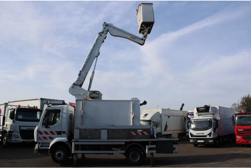 Renault Midlum 220 + manual + 16 meter - Truck: picture 2 Renault Midlum 220 + manual + 16 meter - Truck: picture 2