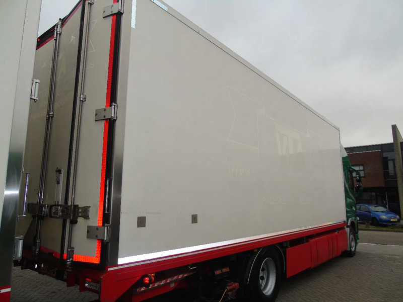 Refrigerator truck Volvo FH 460 + TRS + COMBI + EURO 6: picture 19 Refrigerator truck Volvo FH 460 + TRS + COMBI + EURO 6: picture 19