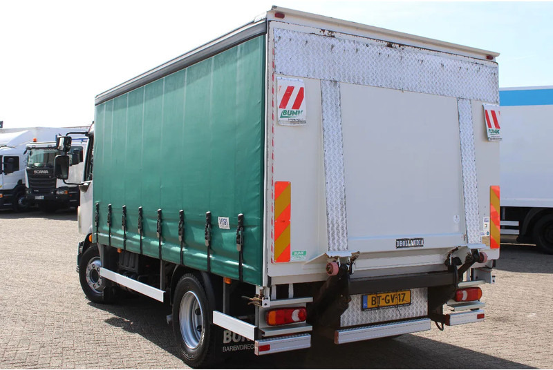Volvo FL 12 .240 + LIFT + MANUAL - Curtainsider truck: picture 5 Volvo FL 12 .240 + LIFT + MANUAL - Curtainsider truck: picture 5