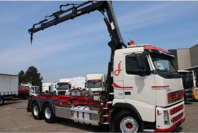 Volvo FM 12.440 +6X4+ HIAB 166E3 PRO + EURO 5 + MANUAL - Cable system truck, Crane truck: picture 2 Volvo FM 12.440 +6X4+ HIAB 166E3 PRO + EURO 5 + MANUAL - Cable system truck, Crane truck: picture 2