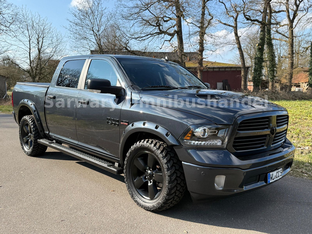 Dodge RAM 1500 HEMI 5.7 CREW CAB*Tüv:08.2027*Bighorn* - SUV: picture 1 Dodge RAM 1500 HEMI 5.7 CREW CAB*Tüv:08.2027*Bighorn* - SUV: picture 1