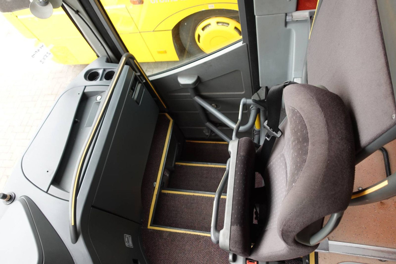 Coach Setra 415 GT-HD *Klima*WC*Euro3*Analog Tacho: picture 22 Coach Setra 415 GT-HD *Klima*WC*Euro3*Analog Tacho: picture 22