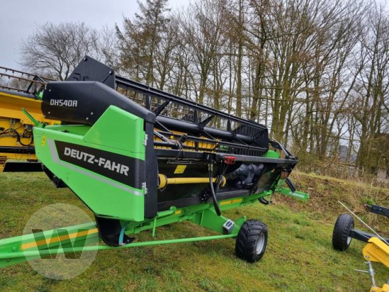 Deutz-Fahr C 6205 - Combine harvester: picture 5 Deutz-Fahr C 6205 - Combine harvester: picture 5