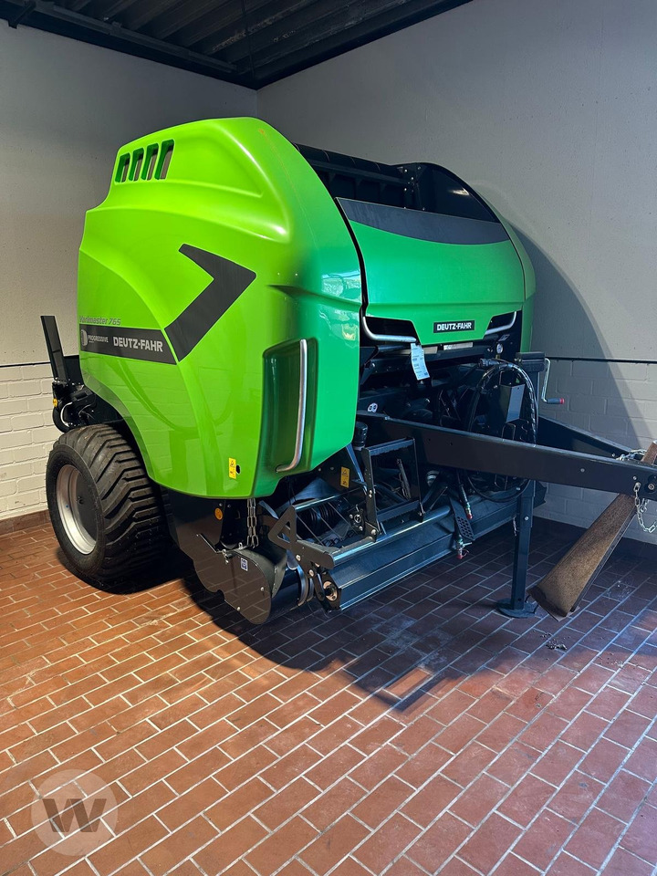 Deutz-Fahr VARIMASTER 765 - Round baler: picture 1 Deutz-Fahr VARIMASTER 765 - Round baler: picture 1